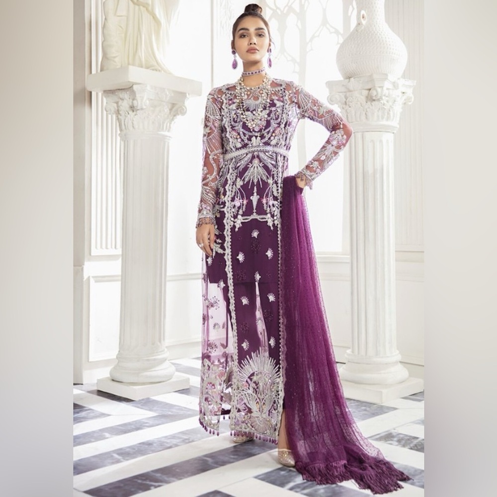 Pakistani dress suffuse size Small